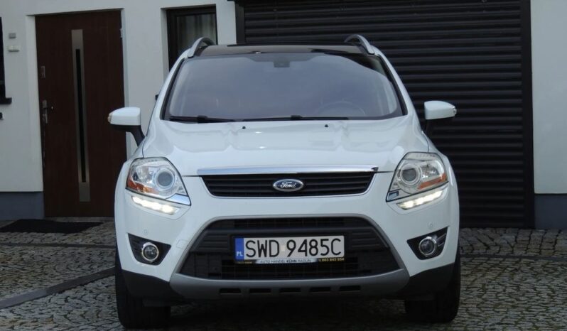 FORD Kuga  | 4×4 (doł. ręcznie) | Manualna | 140 KM | Biały full