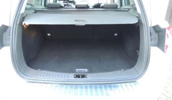 FORD Kuga  | 4×4 (doł. ręcznie) | Manualna | 140 KM | Biały full