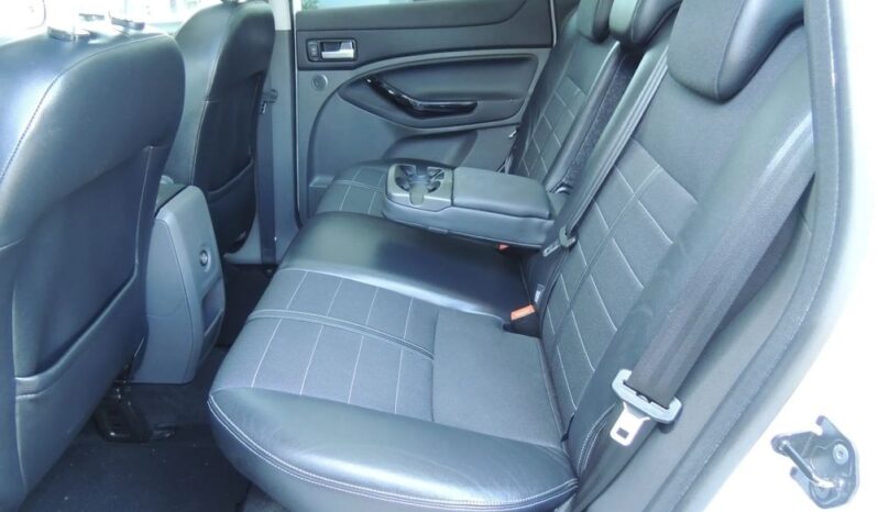 FORD Kuga  | 4×4 (doł. ręcznie) | Manualna | 140 KM | Biały full