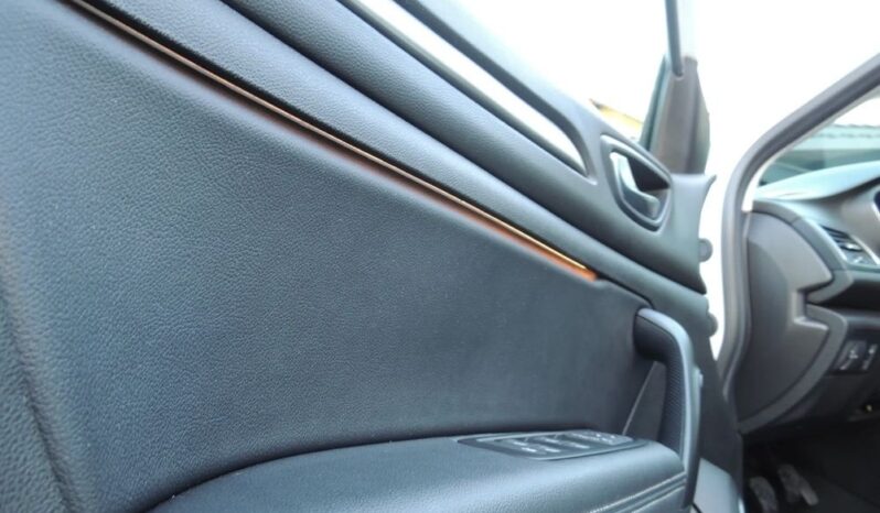 RENAULT Megane  | FWD (przód) | Manualna | 115 KM | Biały full