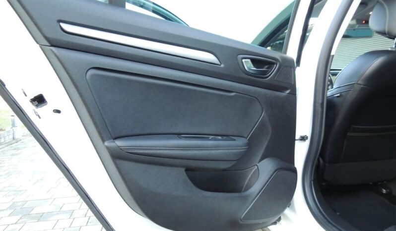 RENAULT Megane  | FWD (przód) | Manualna | 115 KM | Biały full