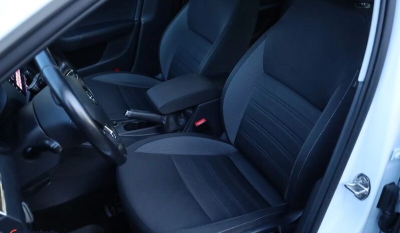 SKODA Octavia  | FWD (przód) | Manualna | 150 KM | Biały full