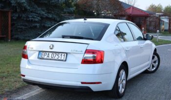 SKODA Octavia  | FWD (przód) | Manualna | 150 KM | Biały full