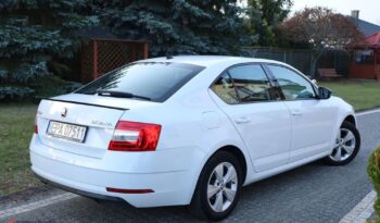 SKODA Octavia  | FWD (przód) | Manualna | 150 KM | Biały full