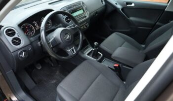VOLKSWAGEN Tiguan  | FWD (przód) | Manualna | 122 KM | Brązowy full