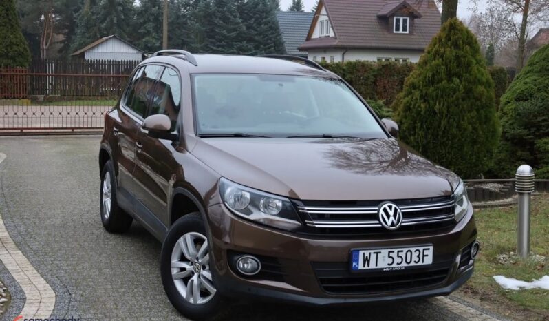 VOLKSWAGEN Tiguan  | FWD (przód) | Manualna | 122 KM | Brązowy full