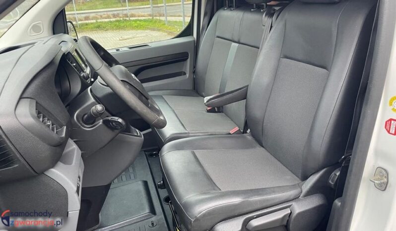 OPEL Vivaro | FWD (przód) | Manualna | 120 KM | Biały full