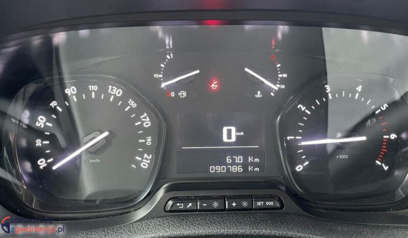 OPEL Vivaro | FWD (przód) | Manualna | 120 KM | Biały full