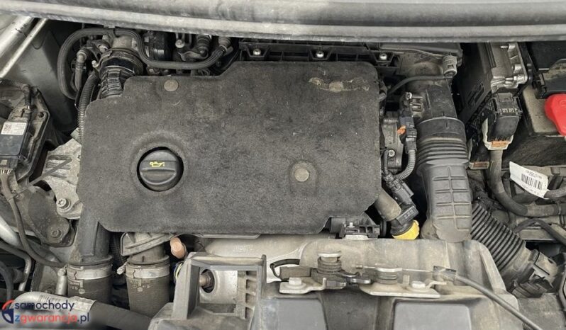 OPEL Vivaro | FWD (przód) | Manualna | 120 KM | Biały full