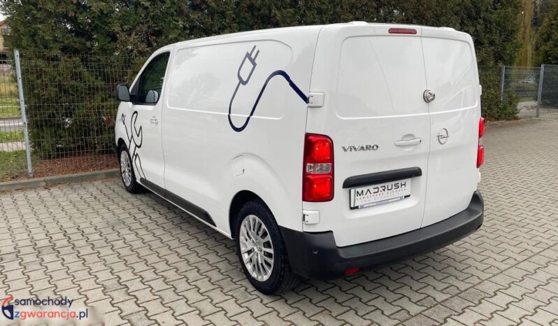 OPEL Vivaro | FWD (przód) | Manualna | 120 KM | Biały full