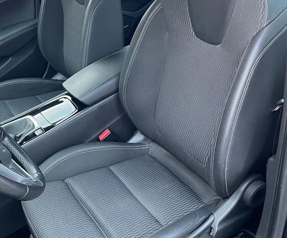 OPEL Insignia  | FWD (przód) | Manualna | 140 KM | Granatowy full