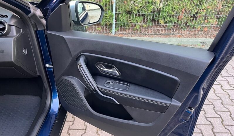 DACIA Duster  | FWD (przód) | Automatyczna | 109 KM | Granatowy full