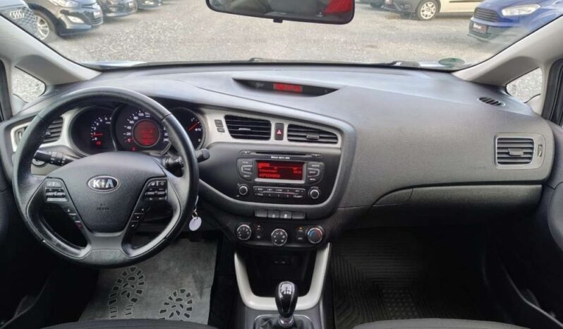 KIA Ceed  | FWD (przód) | Manualna | 110 KM | Czarny full