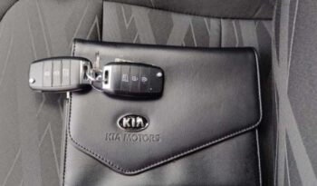 KIA Ceed  | FWD (przód) | Manualna | 110 KM | Czarny full