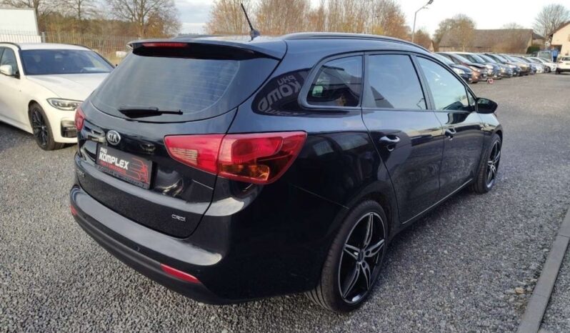 KIA Ceed  | FWD (przód) | Manualna | 110 KM | Czarny full