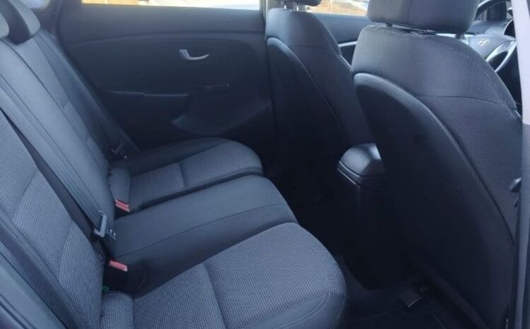 HYUNDAI I30  | FWD (przód) | Manualna | 110 KM | Szary full