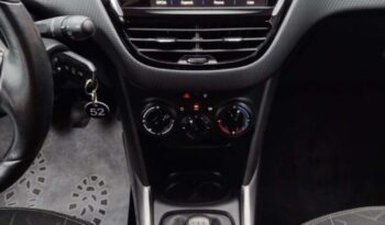 PEUGEOT 2008  | FWD (przód) | Manualna | 110 KM | Szary full