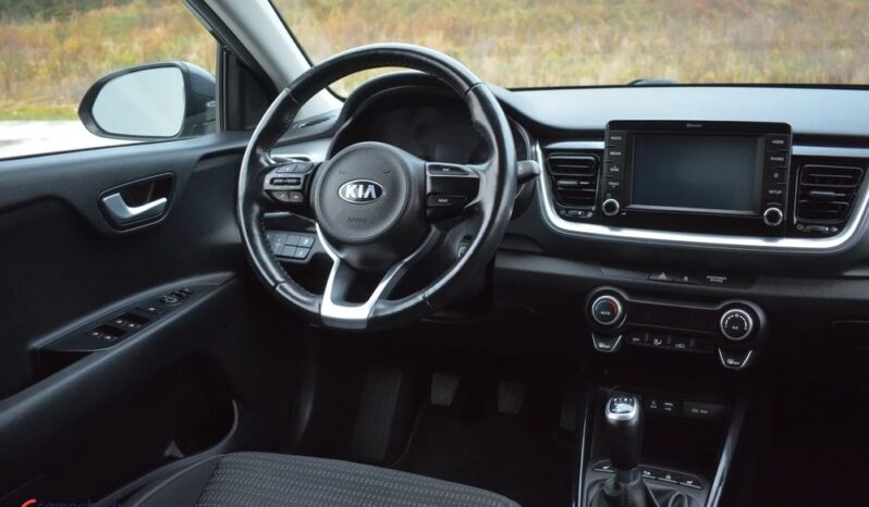 KIA Stonic  | FWD (przód) | Manualna | 100 KM | Szary full