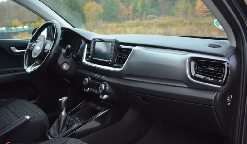 KIA Stonic  | FWD (przód) | Manualna | 100 KM | Szary full