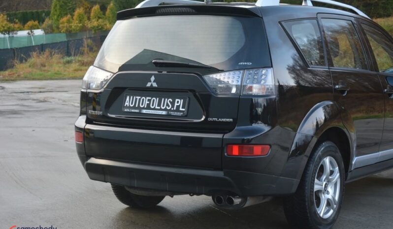 MITSUBISHI Outlander  | 4×4 (doł. ręcznie) | Manualna | 140 KM | Czarny full