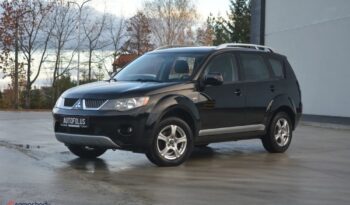 MITSUBISHI Outlander  | 4×4 (doł. ręcznie) | Manualna | 140 KM | Czarny full