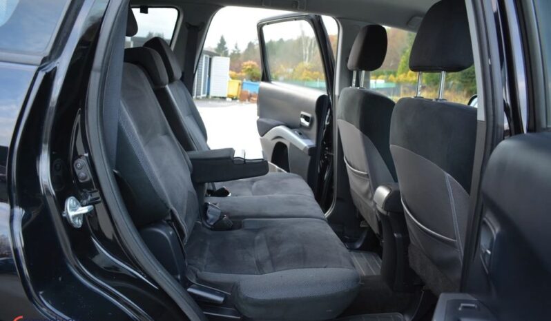 MITSUBISHI Outlander  | 4×4 (doł. ręcznie) | Manualna | 140 KM | Czarny full