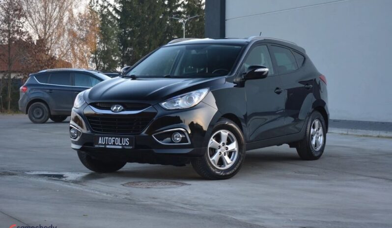 HYUNDAI ix35  | FWD (przód) | Manualna | 116 KM | Czarny full