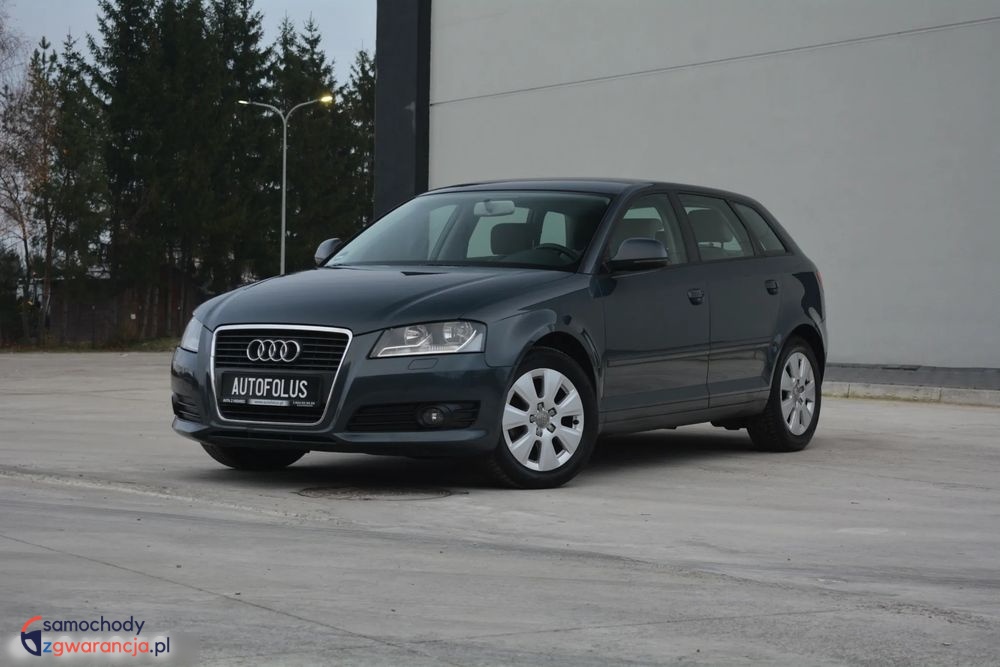 Audi A3  | Fwd (Przód) | Manualna | 125 Km | Szary
