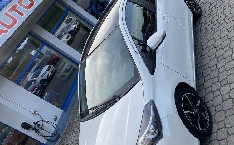 TOYOTA Yaris  | FWD (przód) | Manualna | 99 KM | Biały full