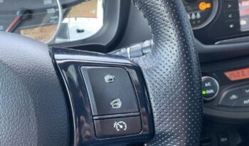 TOYOTA Yaris  | FWD (przód) | Manualna | 99 KM | Biały full