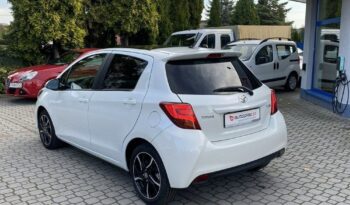 TOYOTA Yaris  | FWD (przód) | Manualna | 99 KM | Biały full