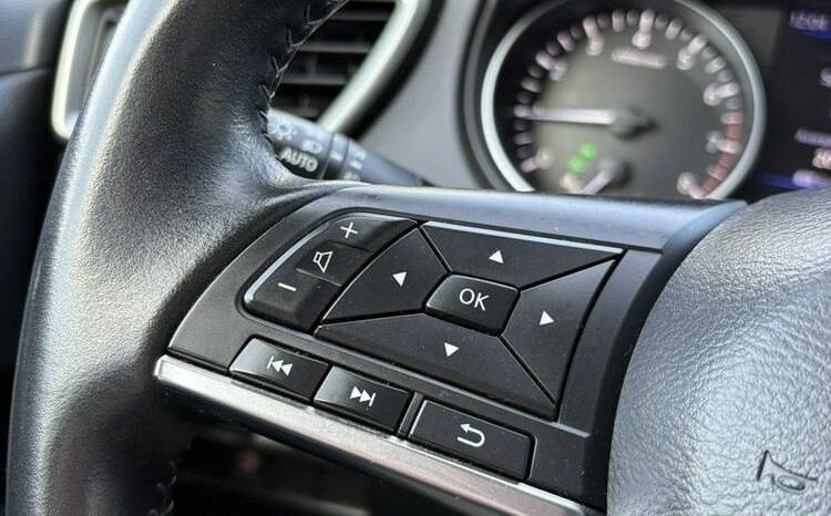 NISSAN Qashqai  | FWD (przód) | Manualna | 140 KM | Biały full