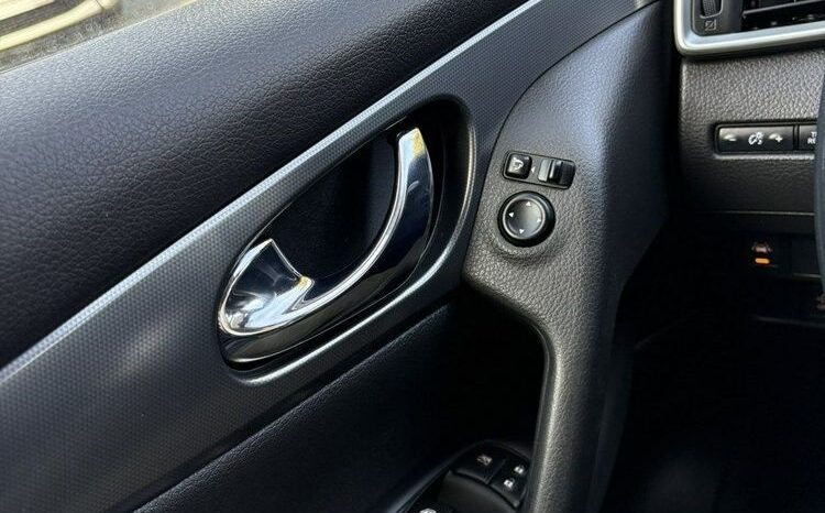 NISSAN Qashqai  | FWD (przód) | Manualna | 140 KM | Biały full