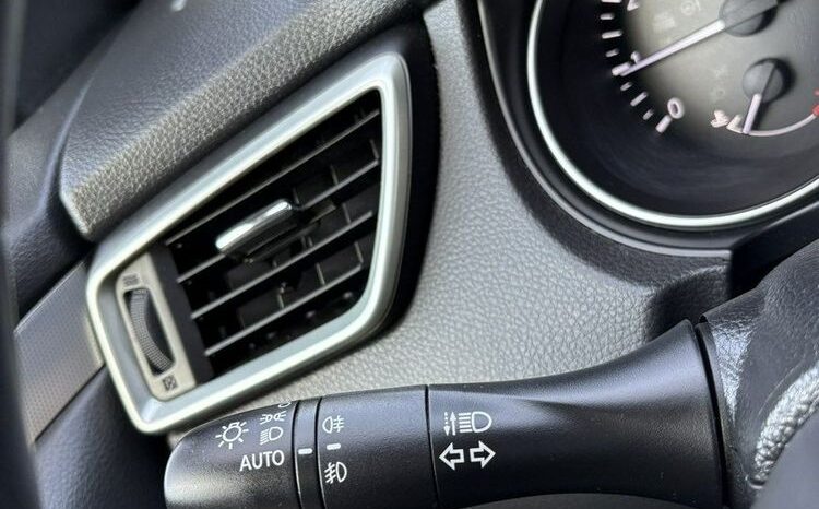 NISSAN Qashqai  | FWD (przód) | Manualna | 140 KM | Biały full