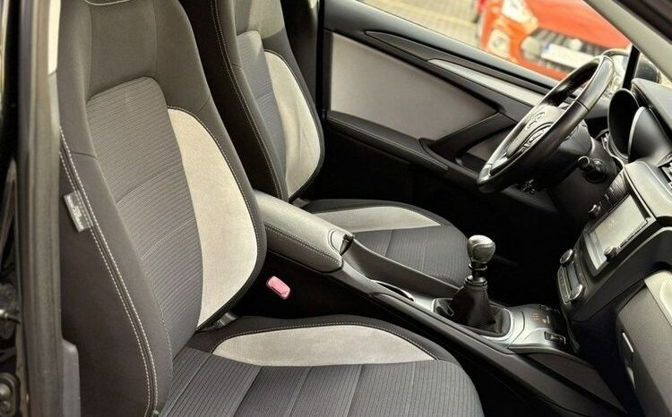 TOYOTA Avensis  | FWD (przód) | Manualna | 146 KM | Czarny full