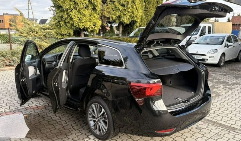 TOYOTA Avensis  | FWD (przód) | Manualna | 146 KM | Czarny full