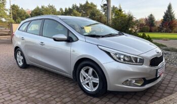 KIA Ceed  | FWD (przód) | Manualna | 135 KM | Srebrny full