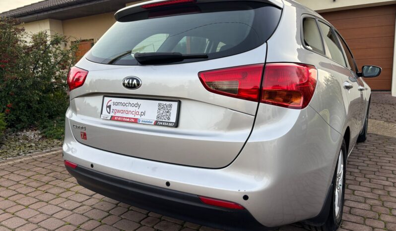 KIA Ceed  | FWD (przód) | Manualna | 135 KM | Srebrny full