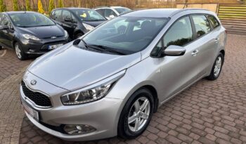 KIA Ceed  | FWD (przód) | Manualna | 135 KM | Srebrny full