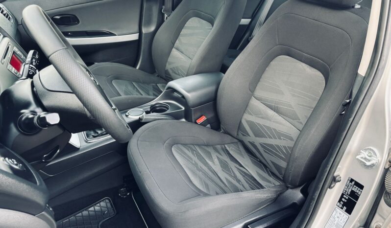 KIA Ceed  | FWD (przód) | Manualna | 135 KM | Srebrny full