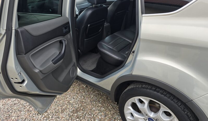 FORD Kuga  | 4×4 (stały) | Automatyczna | 163 KM | Inny kolor full