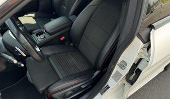 MERCEDES-BENZ CLA  | 4×4 (stały) | Automatyczna | 184 KM | Biały full