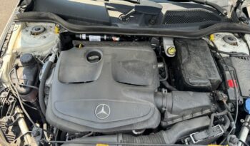 MERCEDES-BENZ CLA  | 4×4 (stały) | Automatyczna | 184 KM | Biały full