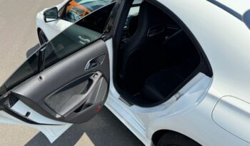 MERCEDES-BENZ CLA  | 4×4 (stały) | Automatyczna | 184 KM | Biały full