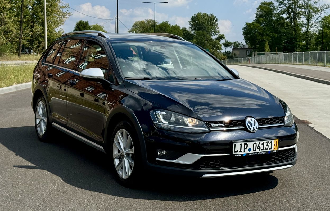Volkswagen Golf  | 4X4 (Stały) | Automatyczna | 184 Km | Czarny