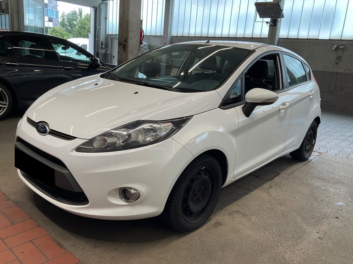 | 2012 | 1242Cm3 | 126951 Km