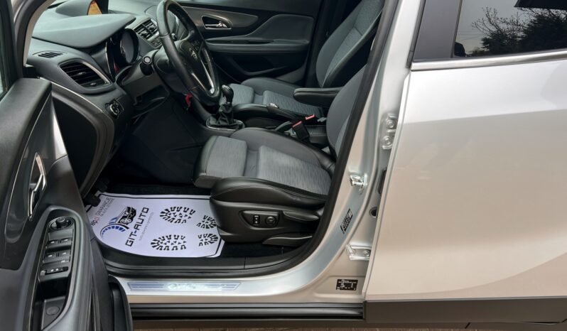 OPEL Mokka  | FWD (przód) | Manualna | 130 KM | Srebrny full