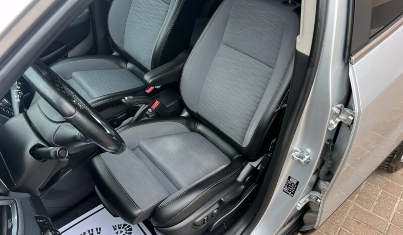 OPEL Mokka  | FWD (przód) | Manualna | 130 KM | Srebrny full