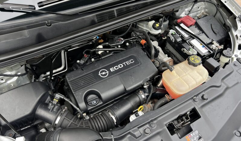 OPEL Mokka  | FWD (przód) | Manualna | 130 KM | Srebrny full