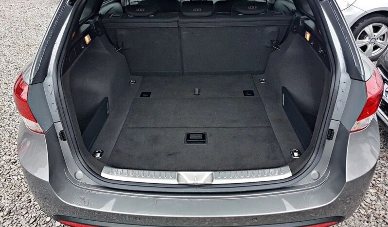 HYUNDAI i40  | FWD (przód) | Automatyczna | 136 KM | Szary full